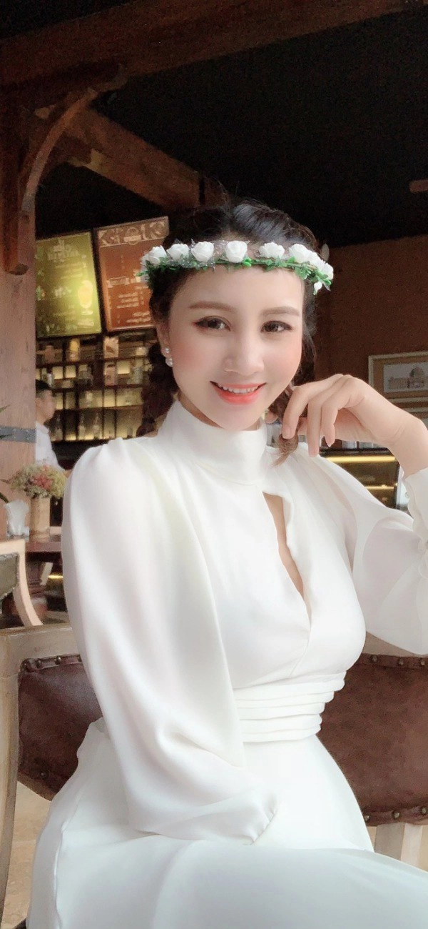 Gu thời trang mộc mạc thánh thiện của cô gái dân tộc nùng thi hoa hậu việt nam 2020 - 13