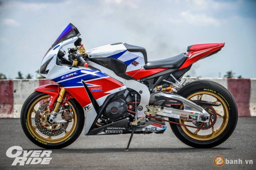 Honda cbr1000rr hrc chú bò đầy gợi cảm và đẳng cấp - 2