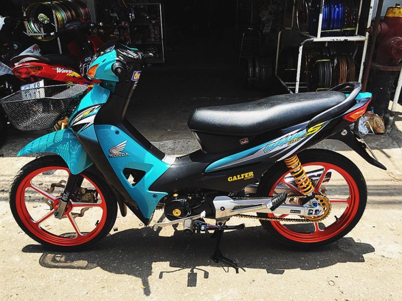 Honda wave của một thiếu gia bí ẩn thích màu xanh - 1