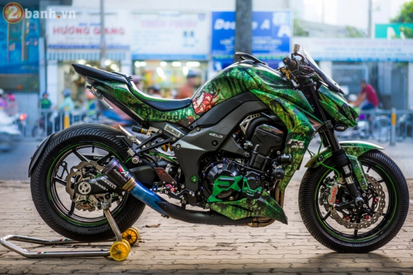 Kawasaki z1000 đầy đẳng cấp mang phong cách rust green - 1