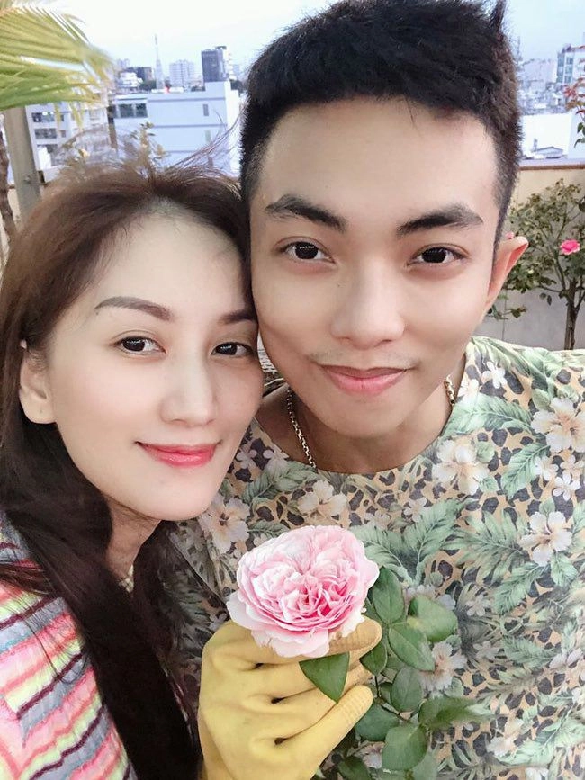 Khi vợ chồng sao việt khoe mặt mộc trấn thành - hari won thua xa loạt cặp đôi - 4