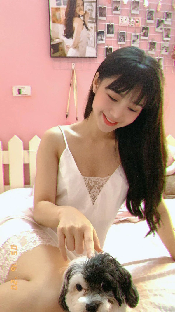 Khoe dáng nuột nà lên mxh ngọc đừng bắt em phải quên bị soi ngay vòng 1 khiêm tốn - 6