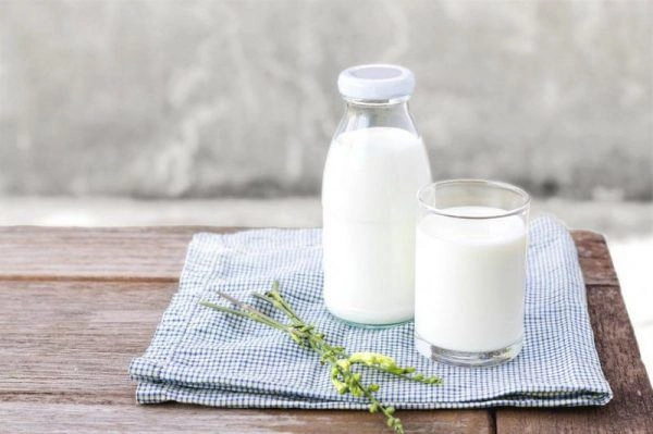 Không cần đổ xô đi spa tự làm mặt nạ collagen hoa hồng cho da căng mịn trắng hồng - 4