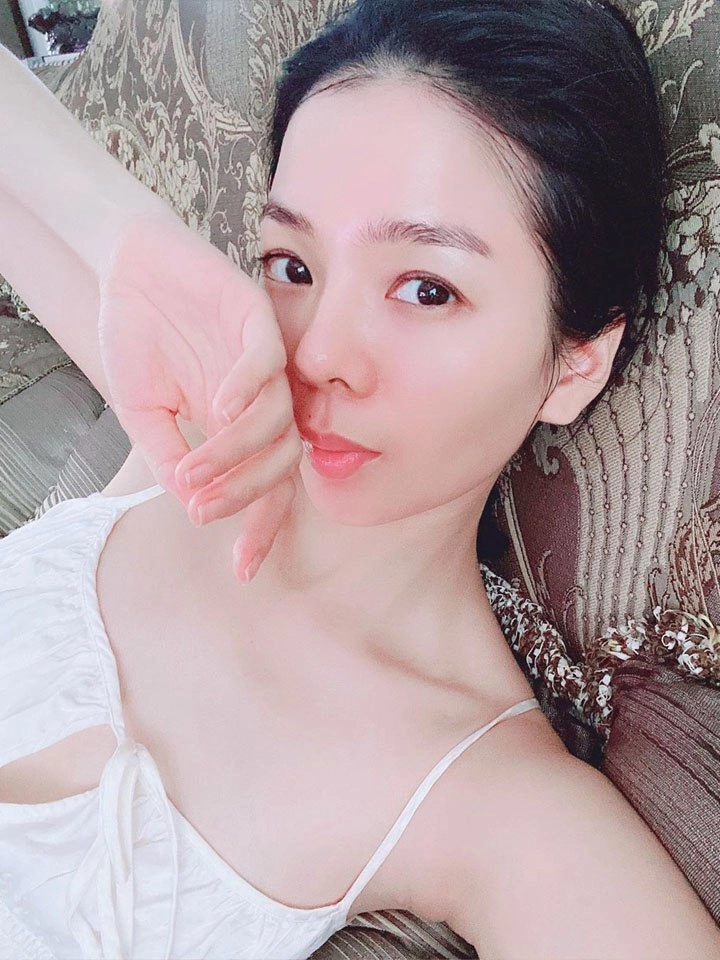 Lệ quyên tuyên bố lão hóa không có cơ hội quấy phá làn da nhờ tập thể dục đều đặn - 6