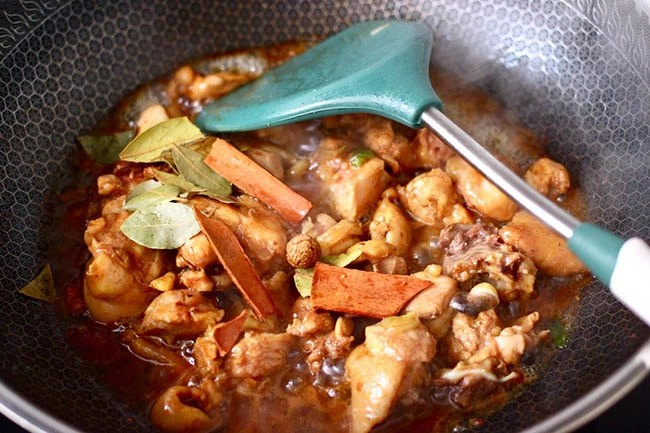 Om thịt gà vợ lỡ tay cho thêm một loại hạt lại được món ngon như nhà hàng - 8