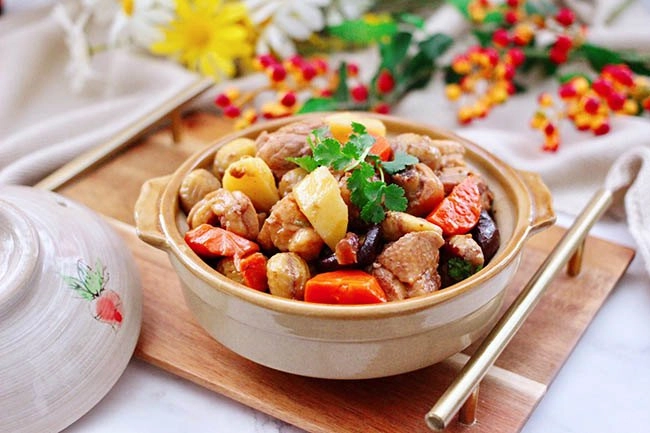 Om thịt gà vợ lỡ tay cho thêm một loại hạt lại được món ngon như nhà hàng - 11