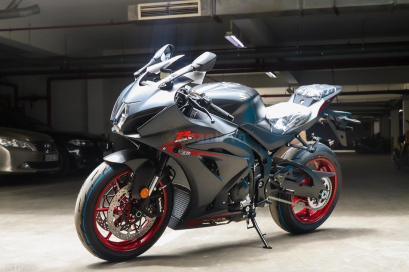 ông vua sportbike suzuki gsx-r1000 2017 chính thức về việt nam với giá khoảng 600 triệu đồng - 2