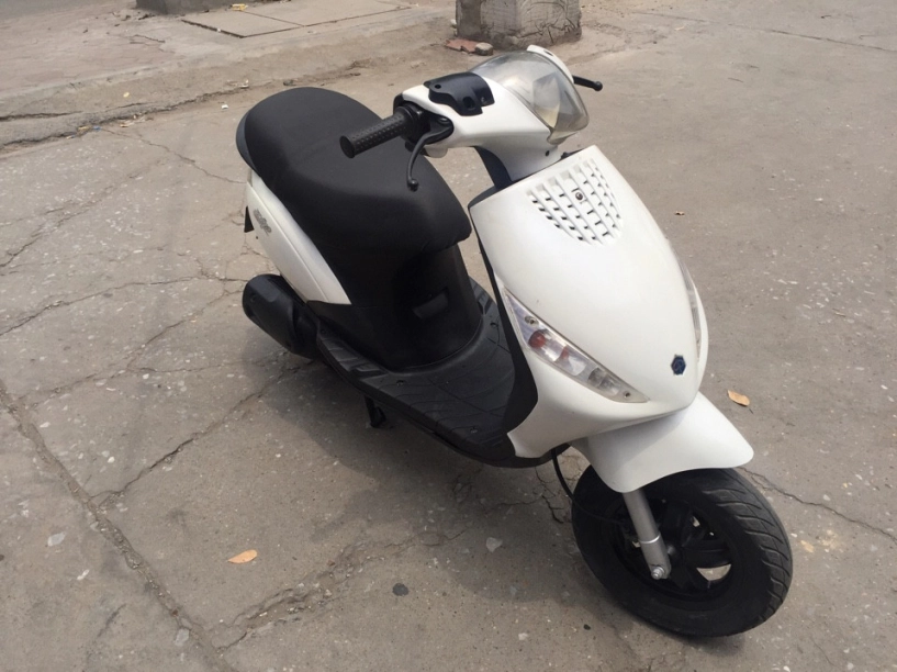 Piaggio zip nhâp khâu ý màu trắng xe đẹp biển 29 - 2