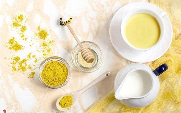Top 10 loại mặt nạ bột nghệ giúp trị mụn dưỡng da trắng hồng hiệu quả - 4