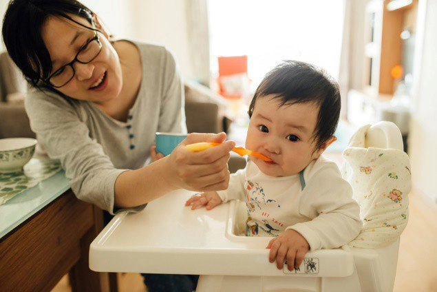 Trẻ uống sữa trước hay ăn sáng trước mới tốt thứ tự này bố mẹ tuyệt đối đừng nhầm lẫn - 1