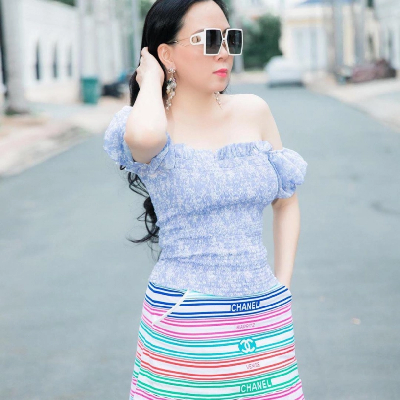 U40 phượng chanel lão hoá da mặt nhưng riêng phần cổ và ngực vẫn trẻ trung như thiếu nữ - 5
