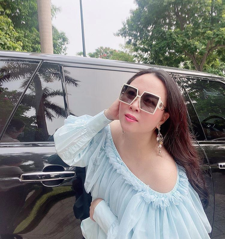 U40 phượng chanel lão hoá da mặt nhưng riêng phần cổ và ngực vẫn trẻ trung như thiếu nữ - 9