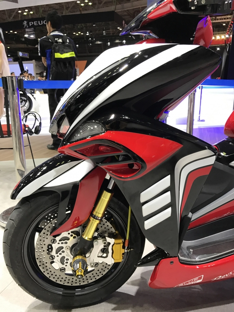 Yamaha nvx 155 độ biến hình từ phillippines về trưng bày ở motorshow - 5