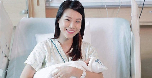 Ai bảo phụ nữ trên bàn đẻ kém sắc đàm thu trang-hoàng oanh không son phấn da vẫn hồng - 1