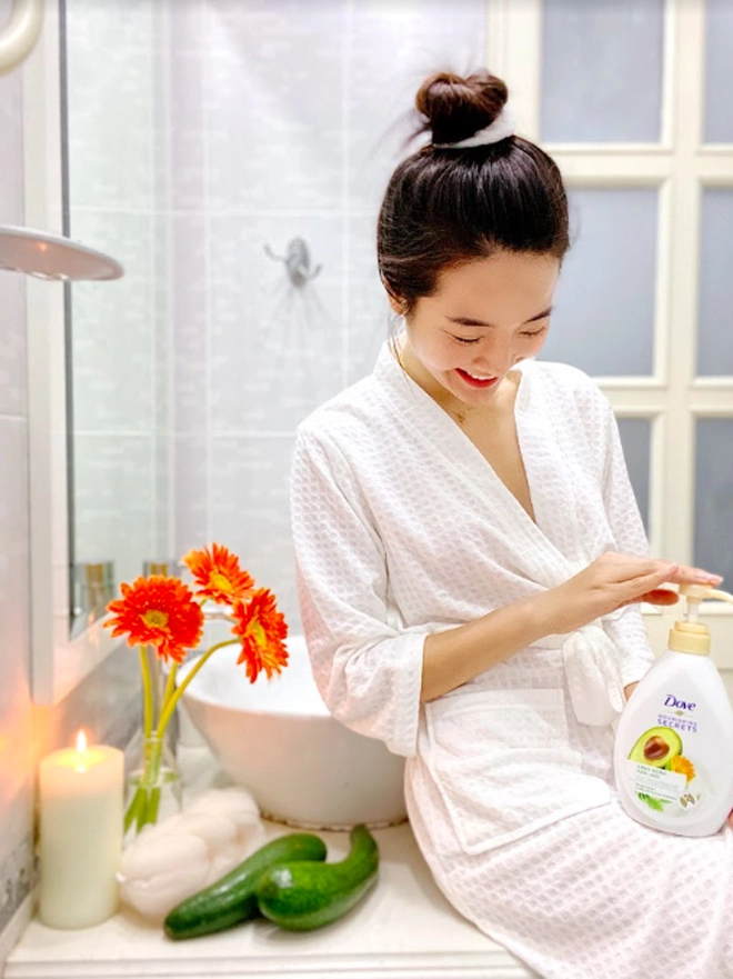 Ai cũng thắc mắc sao con gái tắm lâu hóa ra có lý do thuyết phục từ hội gái xinh - 2