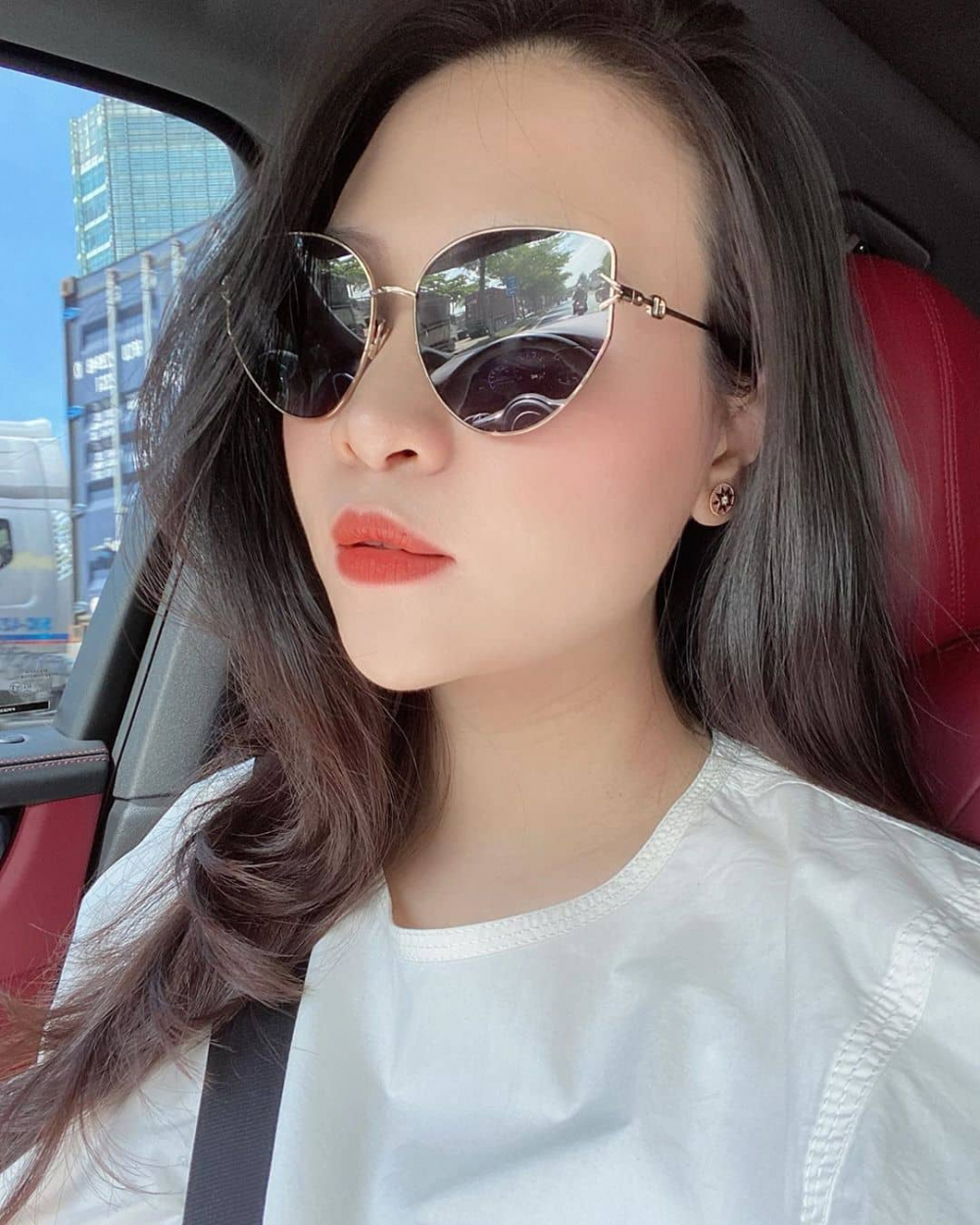 Bà xã cường đô la khoe mặt hoa da phấn chẳng dám tin đây là làn da mẹ bỉm sữa - 5