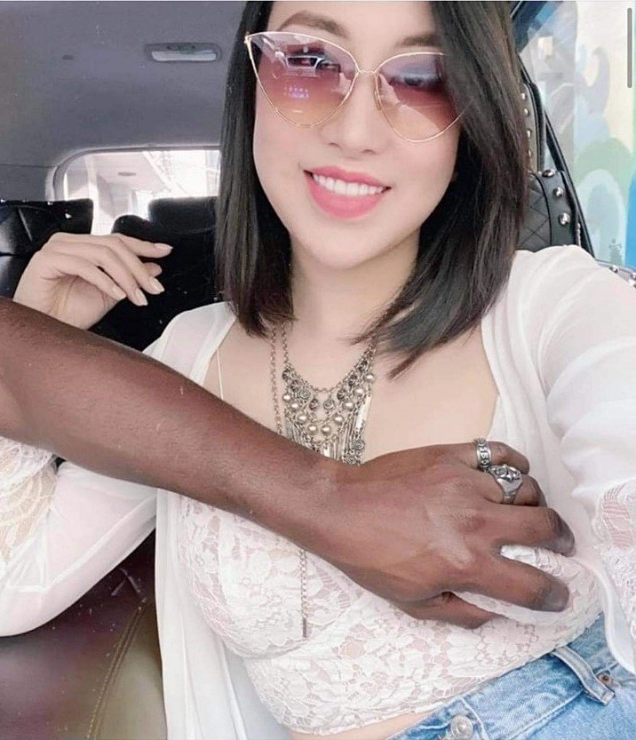 Tiểu thư hà nội từng bị chồng châu phi dùng bàn tay hư thừa nhận hỏng ngực nhưng rất vui - 12