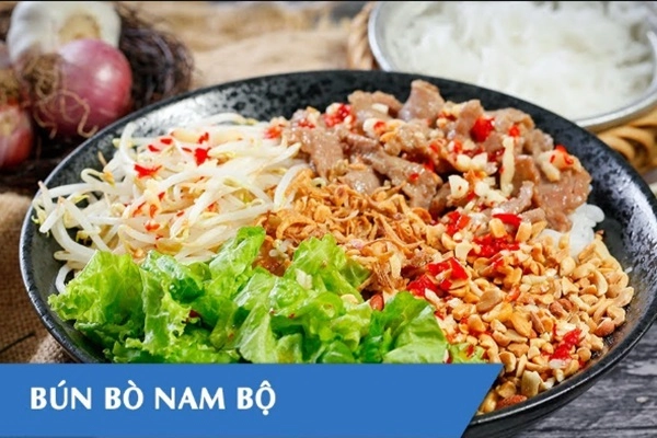 Cách làm bún bò nam bộ chuẩn vị ai ăn cũng tấm tắc khen ngon - 7