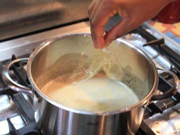 Cách làm đậu hũ non cho bé ăn dặm ngon tại nhà - 7
