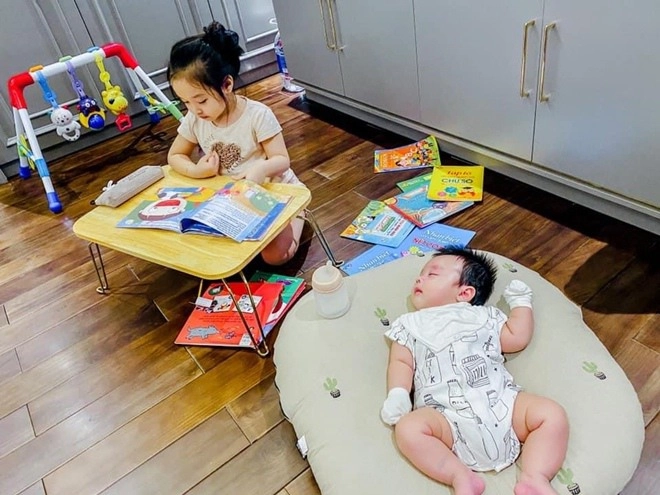 Chân dung vợ đẹp của đại gia hà thành có chim 10 tỷ chăm con khéo như chăm chim - 7
