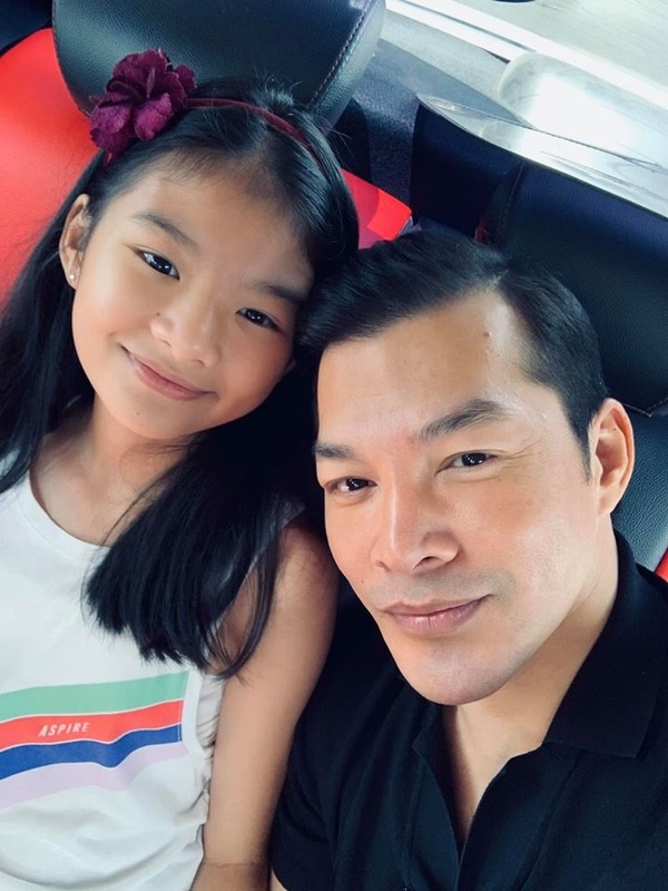 Con gái trương ngọc ánh 12 tuổi đã đẹp như mẫu nhưng càng lớn càng giống người đàn ông này - 8