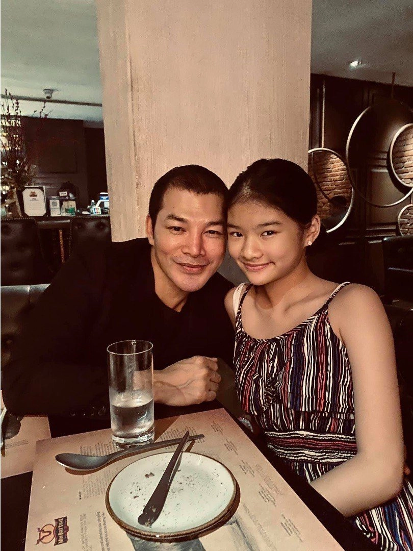 Con gái trương ngọc ánh một thời được tăng xe 5 tỷ giờ càng lớn càng giống angela phương trinh - 10