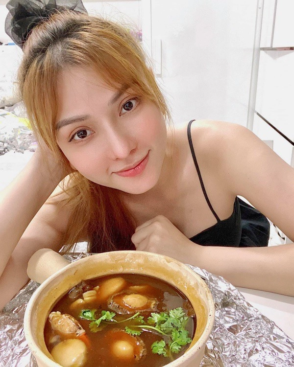 Công chúa kẹo ngọt làm ai cũng tiếc nuối vì nhan sắc tuyệt mỹ trước khi dao kéo - 2