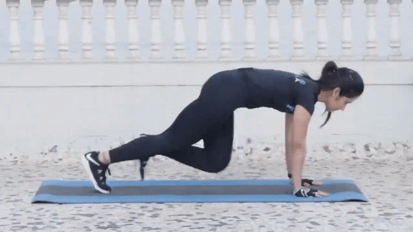 Diện bikini khoe dáng nuột thế này nhưng bạn gái quang hải vẫn bị body-shaming - 12