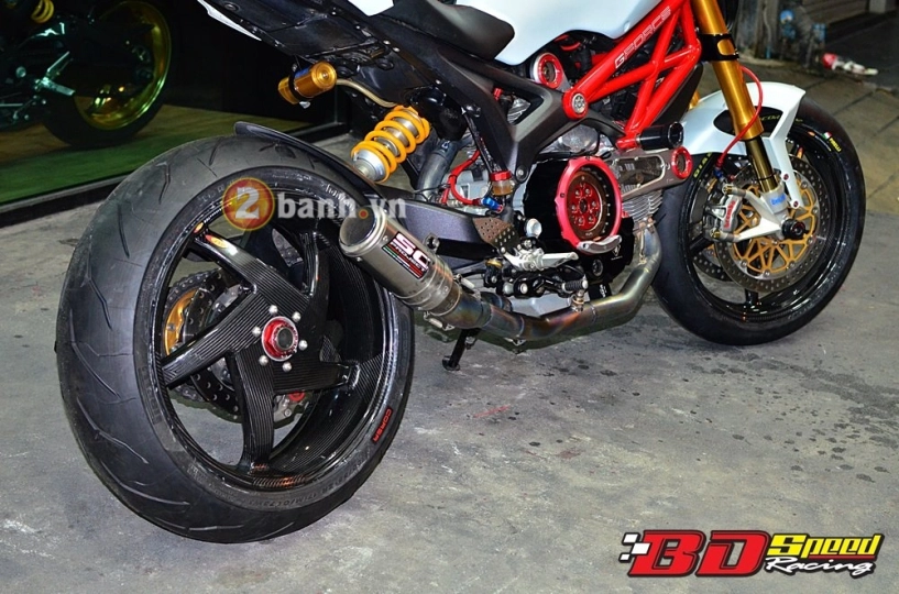 Ducati monster 796 con quái vật gác đồ hiệu đầy hầm hố đến ấn tượng - 8