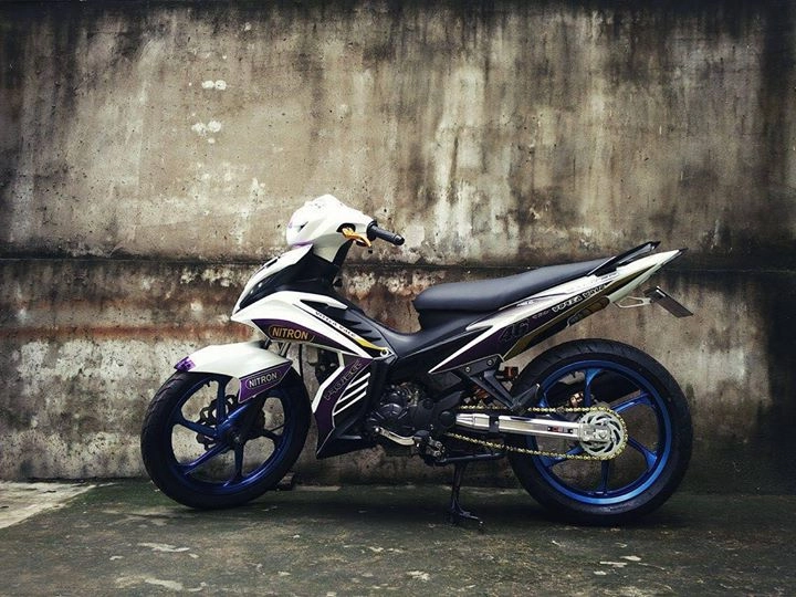 Exciter 135cc mang vẻ đẹp bmw - 6