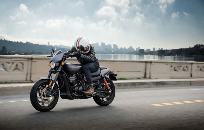 Harley-davidson street rod 750 chính thức ra mắt với giá bán từ 198 triệu đồng - 2