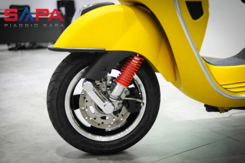 Hệ thống asr trên vespa gts 300 abs đối thủ vượt tầm sh300i - 2