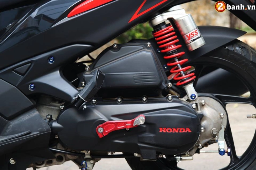 Honda air blade bản độ ấn tượng mang phong cách lịch lãm - 9