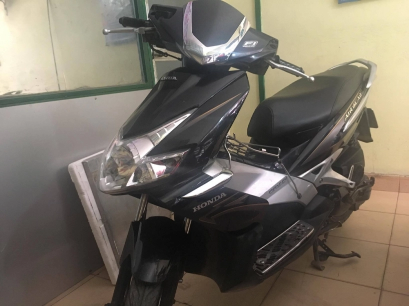 Honda air blade fi màu đen vành 6 nan - 3