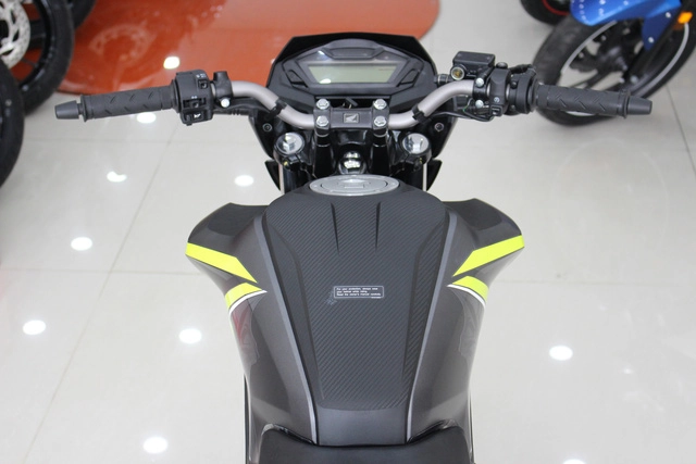 Honda cb hornet 160r 2017 giá 73 triệu đồng về việt nam - 10