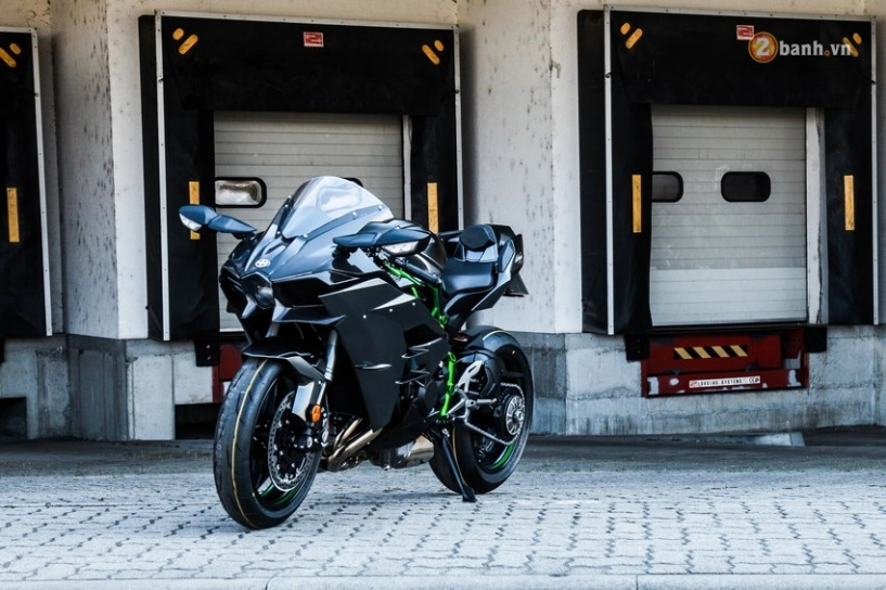 Kawasaki ninja h2 kẻ phục vụ những tín đồ tốc độ đích thực - 1