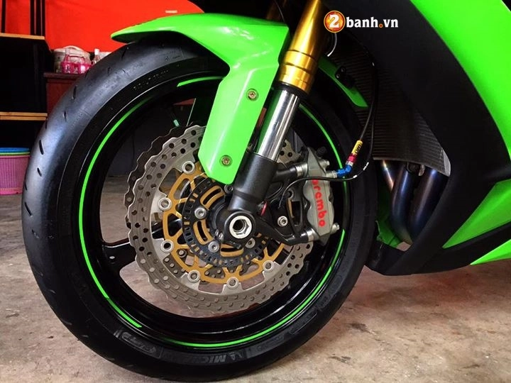 Kawasaki zx-10r kẻ mệnh danh chiến thần tốc độ - 7