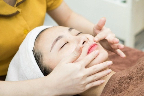 Nhan sắc ngày một mặn mà của bà xã lam trường chẳng trang điểm cầu kỳ vẫn đẹp hút hồn - 7