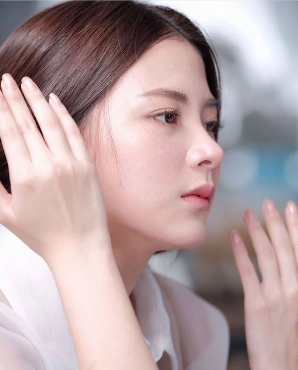 Nhan sắc ngày một mặn mà của bà xã lam trường chẳng trang điểm cầu kỳ vẫn đẹp hút hồn - 9