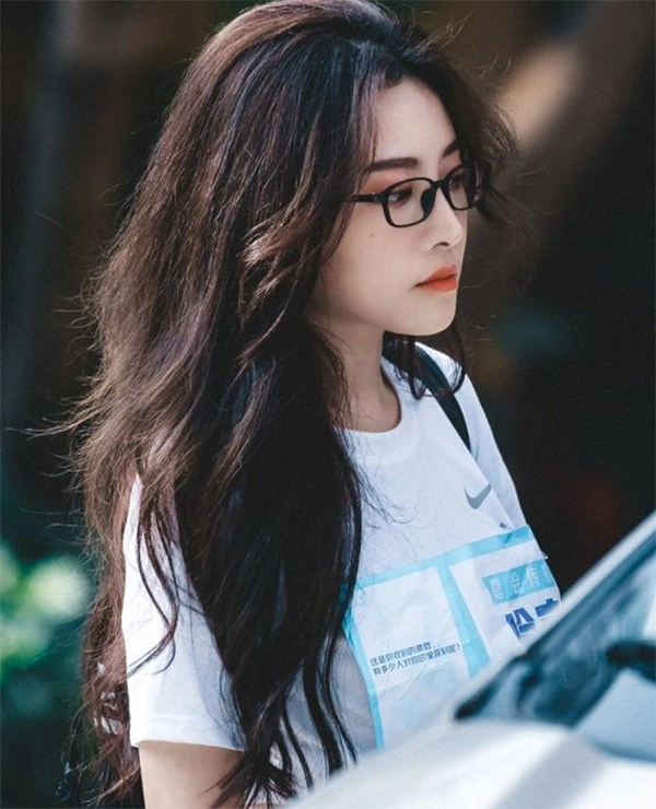 Những kiểu tóc uốn gợn sóng đẹp trẻ trung được yêu thích nhất 2020 - 9