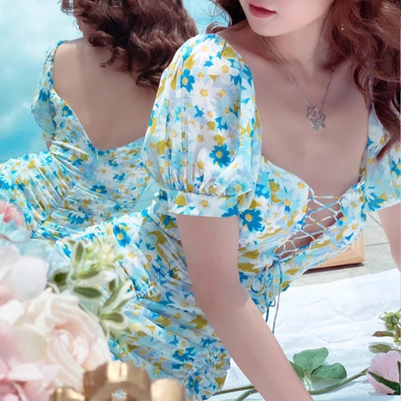 Nổi tiếng body không chút mỡ thừa nhưng ngọc trinh lại lộ cằm nọng mỡ ở góc chụp nghiêng - 8