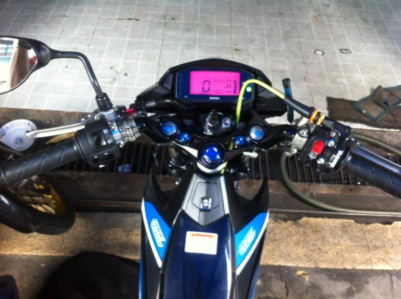 Satria 150 fi độ dàn chân tuyệt đẹp tại sài gòn - 1