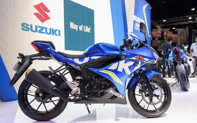 So sánh suzuki gsx-r150 2017 với yamaha r15 2017 đâu là sự lựa chọn thích hợp - 2