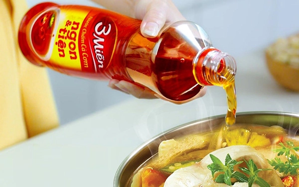 Thúy diễm thích kết hợp các món ăn với nước chấm cá cơm 3 miền - 2