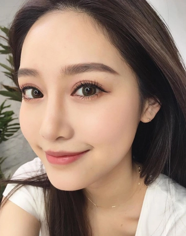 Tưởng đùa mà thật đến mỹ nhân việt cũng có ngày tụt hạng nhan sắc chỉ vì cặp mày ngài - 11