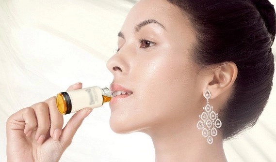U30 roi cho nghe quang cao collagen trong mat na giay khó có the hap thu qua da - 4