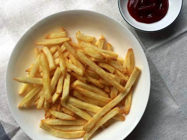 Vào bếp tự chuẩn bị đồ ăn vặt healthy vượt thử thách công sở càng ăn dáng càng đẹp - 13