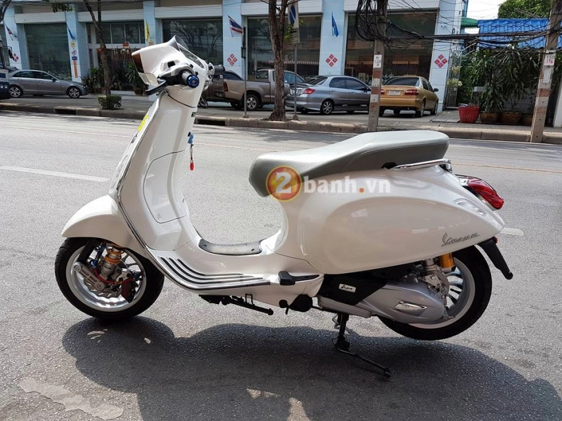 Vespa sprint trong bản độ đầy sang chảnh - 1