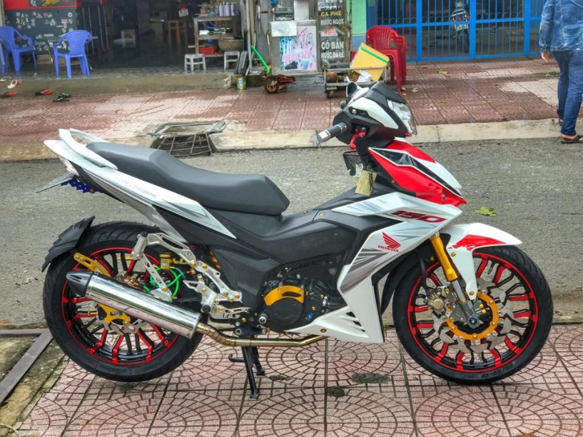 Winner 150cc đầy phong cách với phiên bản độ full đồ chơi cực đã - 1