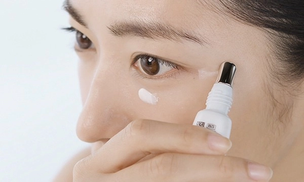 Xinh đẹp đến mấy bảo thanh vẫn phải đối diện với dấu hiệu tuổi tác trên gương mặt - 7